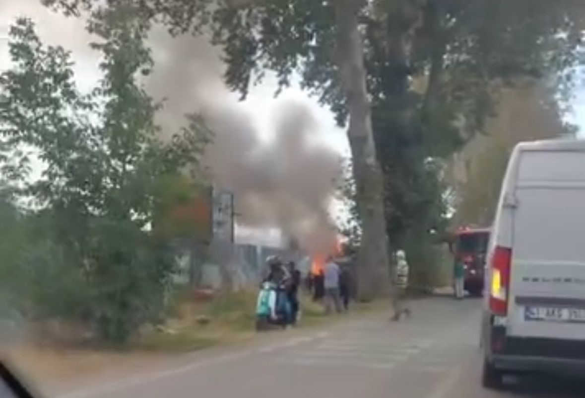 Kocaeli’de hurdalıkta korkutan yangın