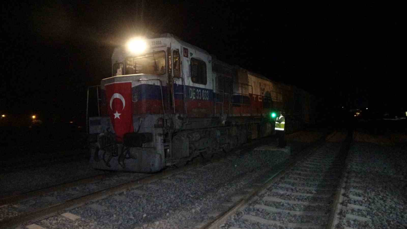 Malatya-Gölbaşı-Narlı-Nurdağı demir yolu hattı hizmete girdi