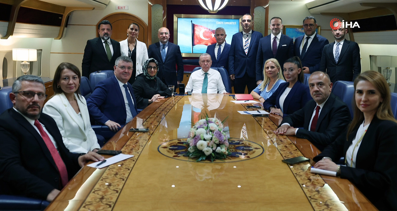 Cumhurbaşkanı Erdoğan, Katar ziyareti sonrası gazetecilerin sorularını cevapladı