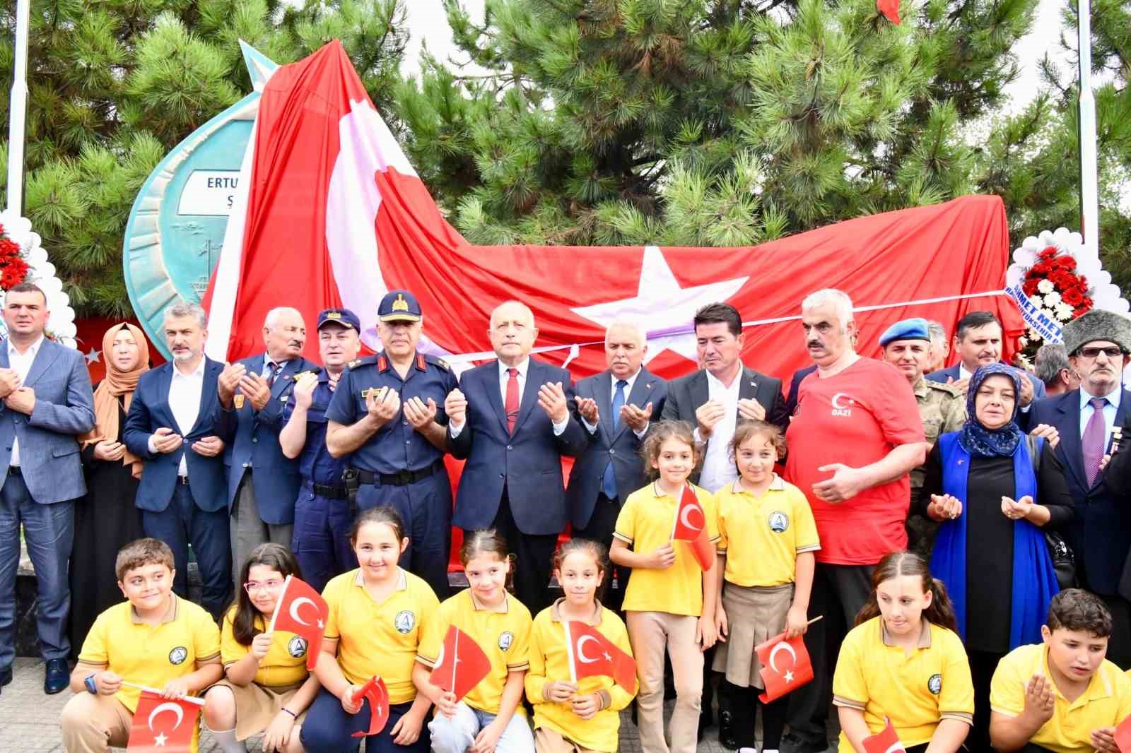 Ertuğrul Fırkateyni’nde şehit olan 71 Trabzonlu asker anısına anıt