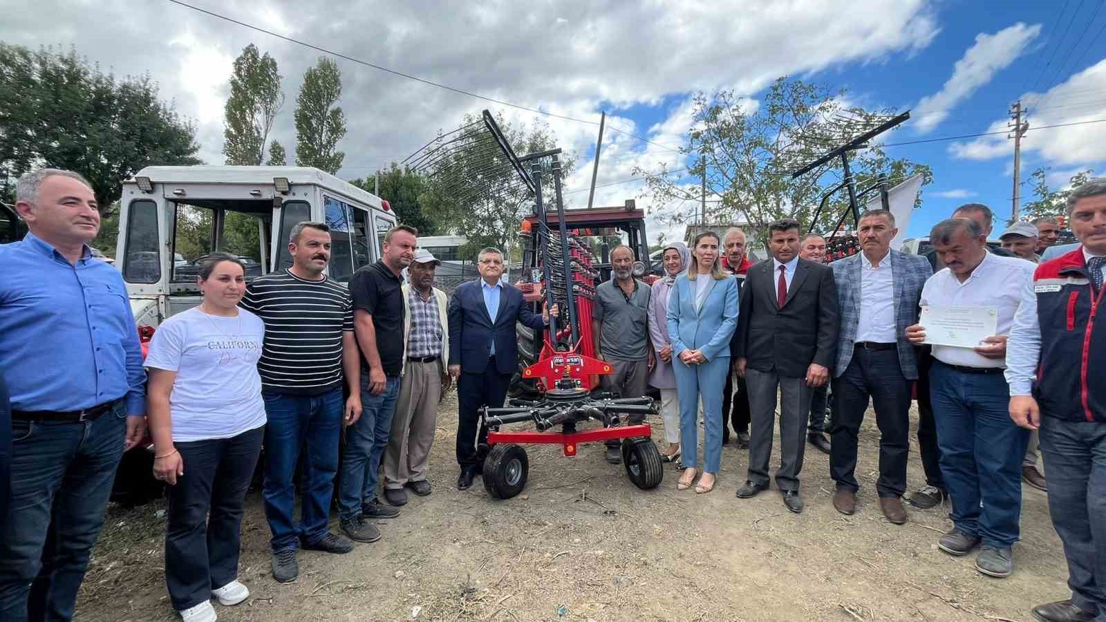 Sinop’ta çiftçilere makine ekipman desteği