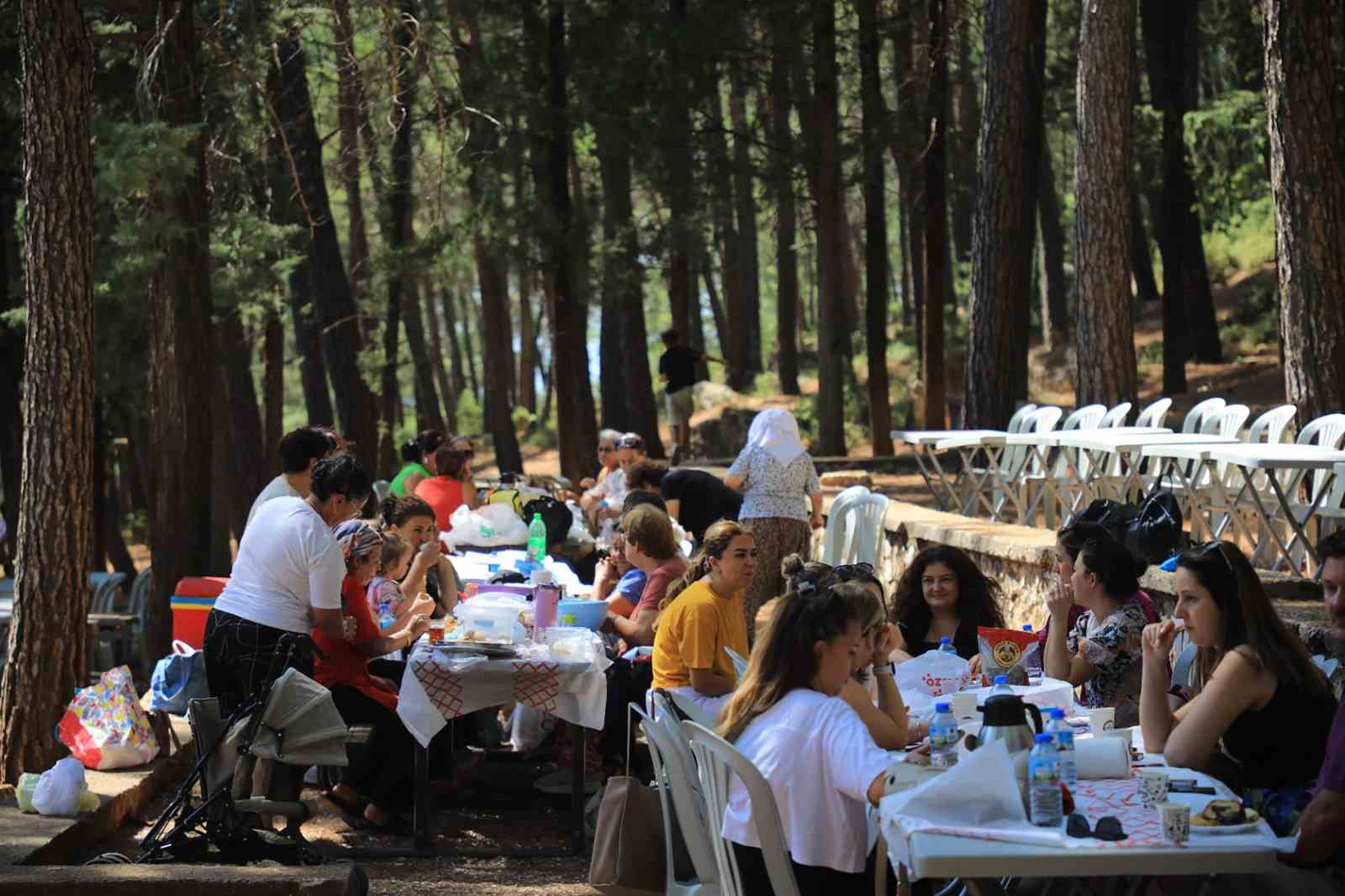 Yaşam Merkezleri kursiyerleri piknikte buluştu