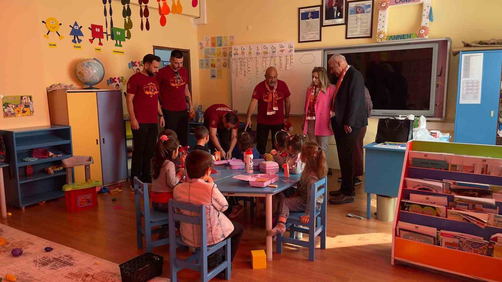 Galatasaray taraftar grubu Giresun’da kalpleri ısıttı