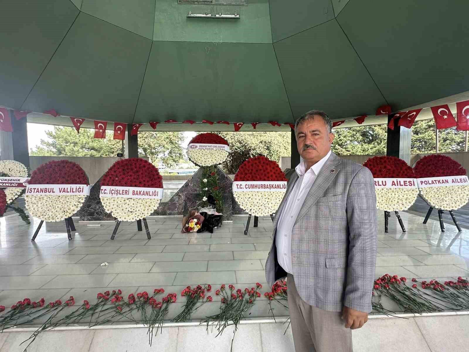 Başkan Pütün demokrasi şehidi Menderes ve Özal’ın kabirlerini ziyaret etti