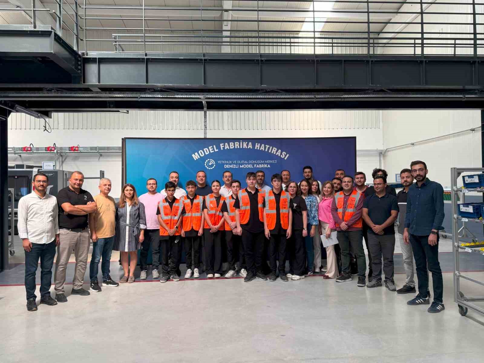 DSO Denizli Model Fabrikada ilk 