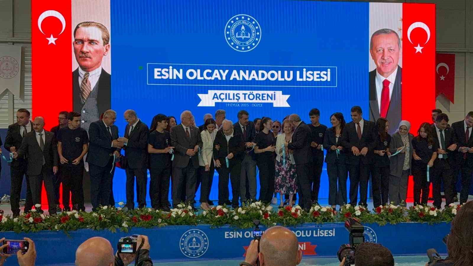 Milli Eğitim Bakanı Yusuf Tekin, Düzce’de hayırseverler tarafından yapılan liseyi açtı