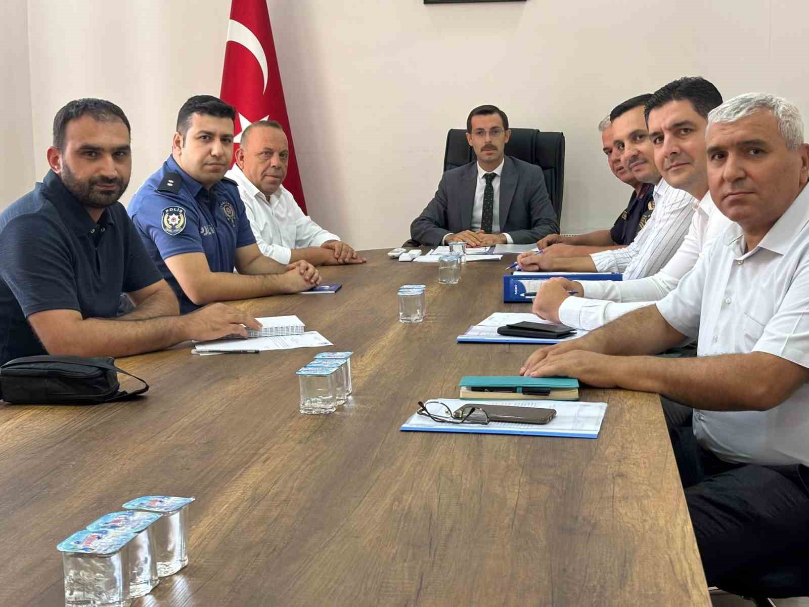 Bozdoğan’da Sokak Hayvanları İzleme ve Değerlendirme Kurulu Toplantısı yapıldı