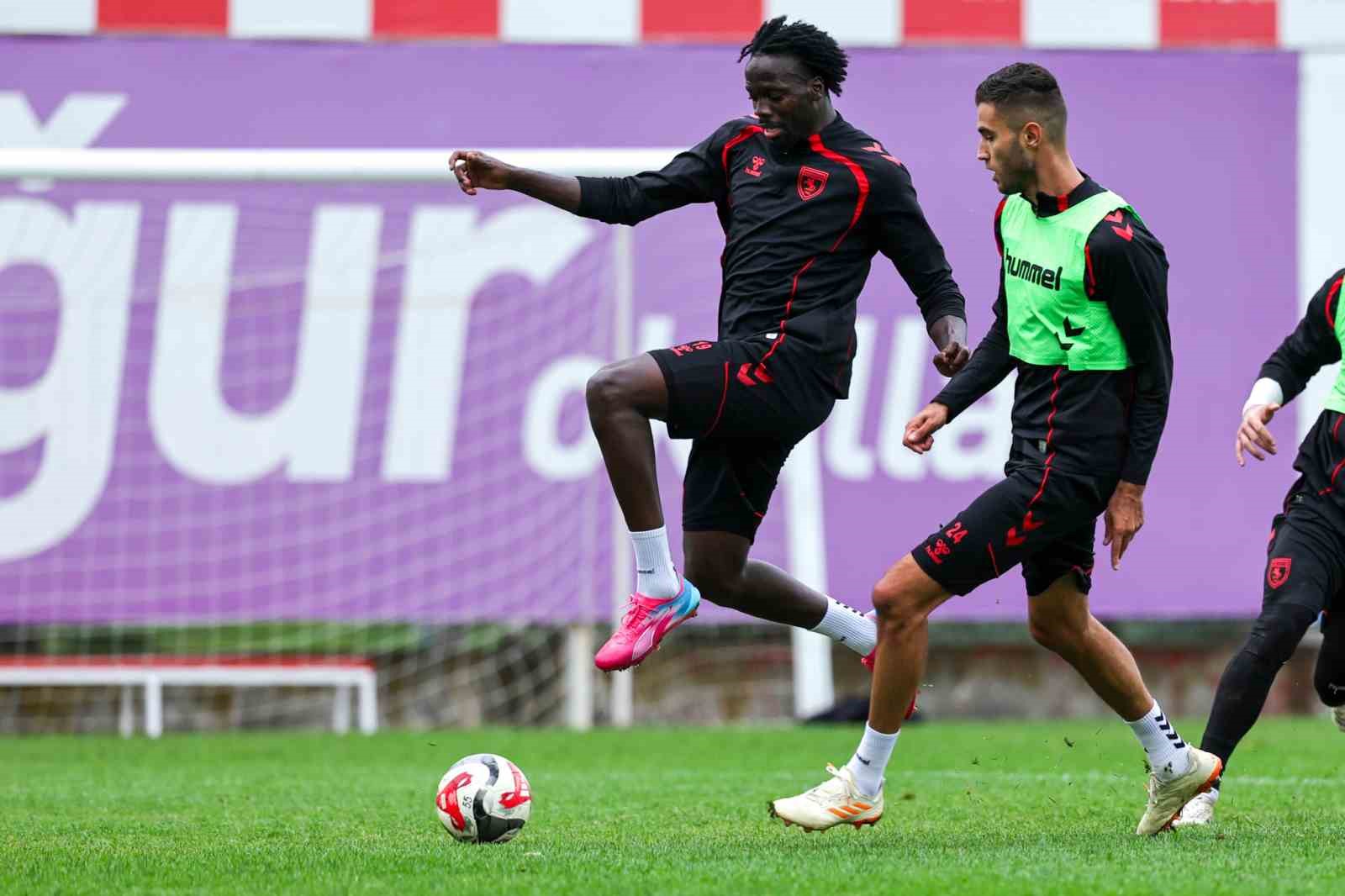 Samsunspor, Fatih Karagümrük karşısında 3 puan peşinde