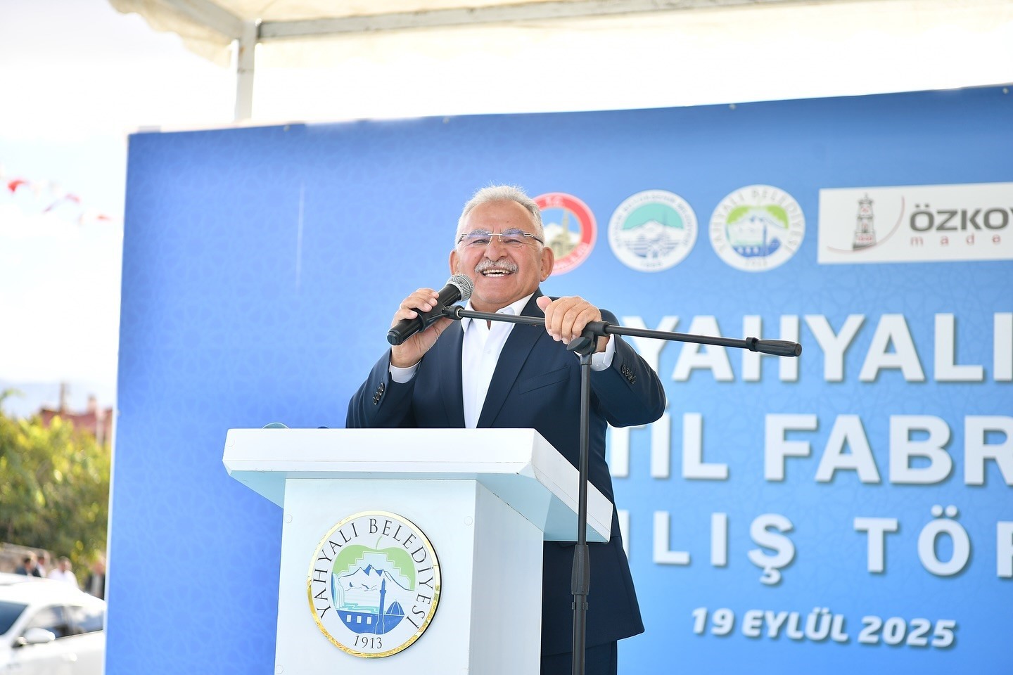 Başkan Büyükkılıç Yahyalı’ya değer katacak iki önemli törene katıldı