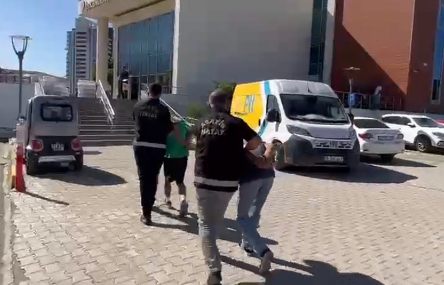 Hatay’da asayiş operasyonu; 4 kişi tutuklandı