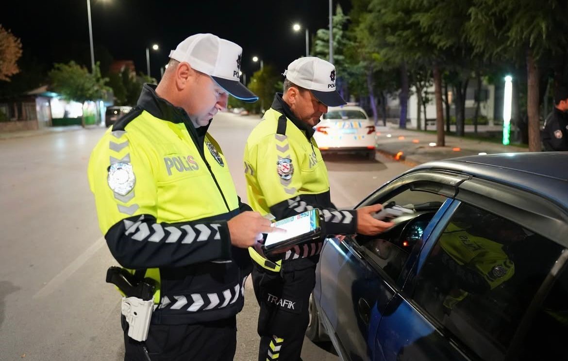 Isparta’da park, bahçe ve mesire alanlarında denetim