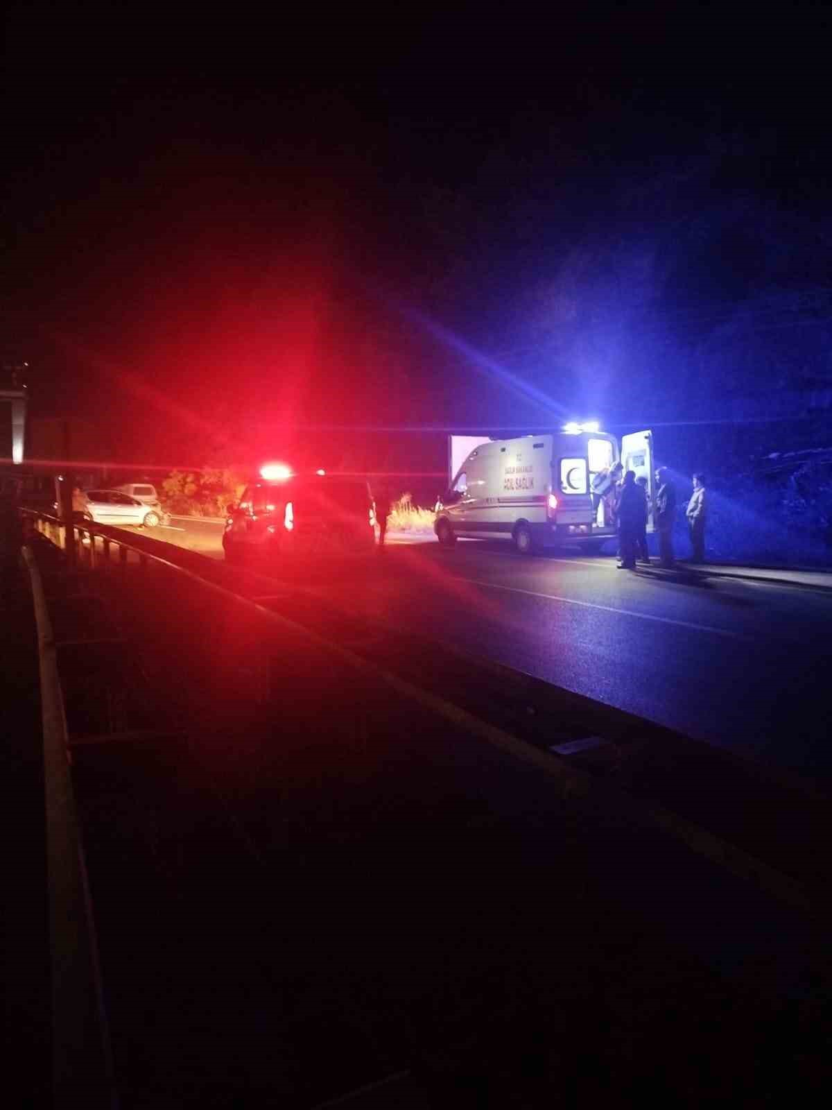 Zonguldak’ta iki otomobilin çarpıştığı kazada 2 kişi yaralandı