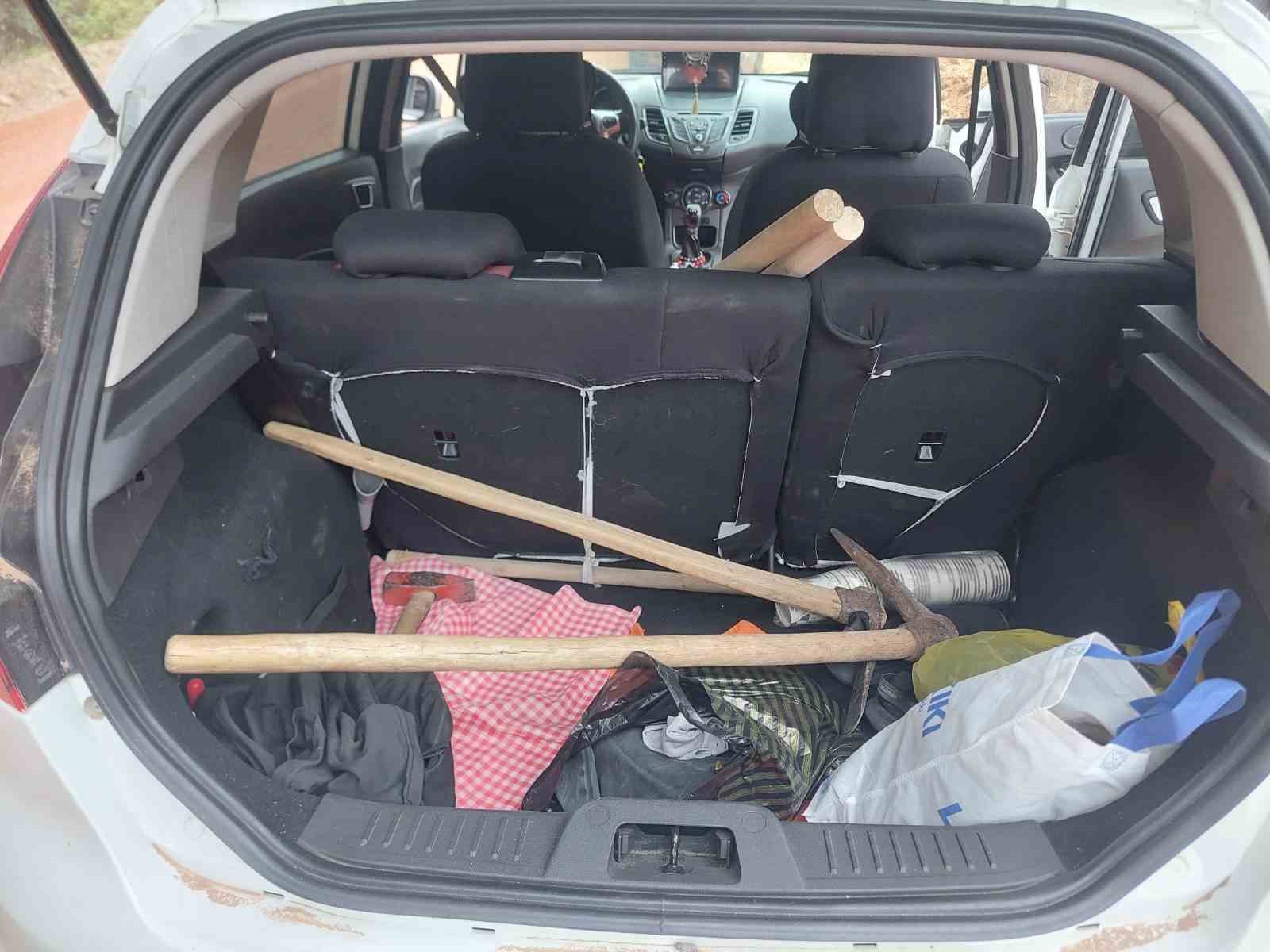 Sarıkaya’da kaçak kazı yapanlar suçüstü yakalandı