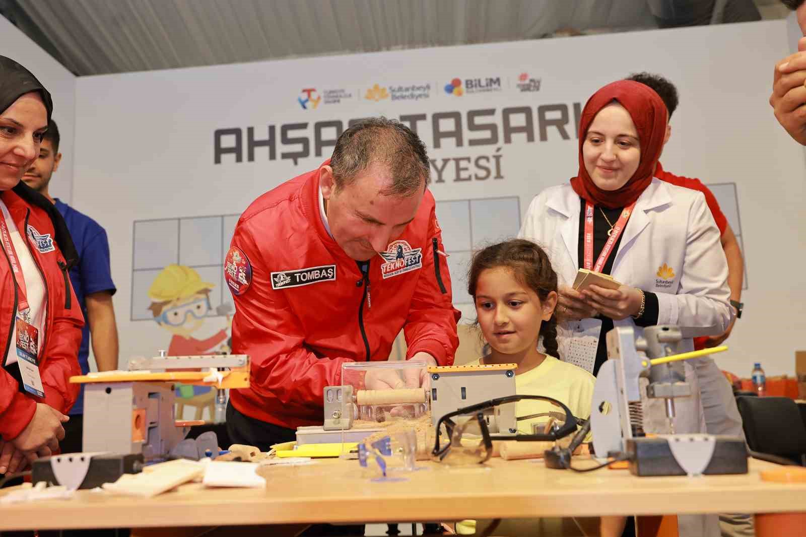 TEKNOFEST 2025’TE Sultanbeyli Belediyesi’nin standı büyük ilgi gördü