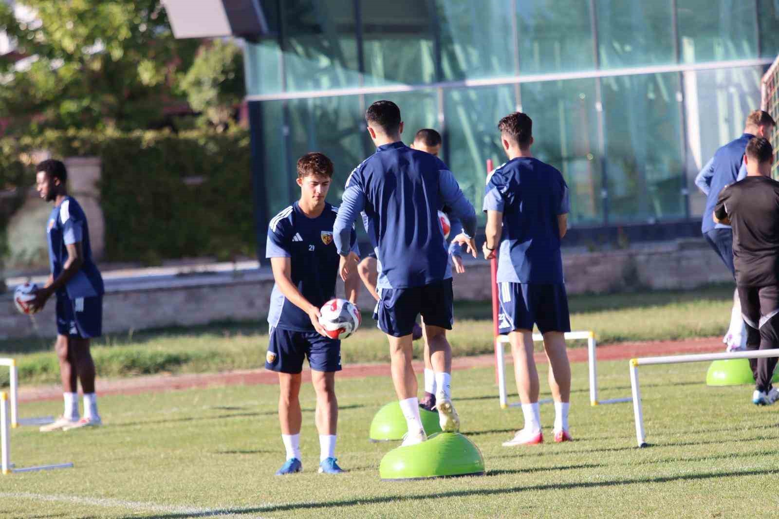 Kayserispor, Beşiktaş’a hazırlanıyor