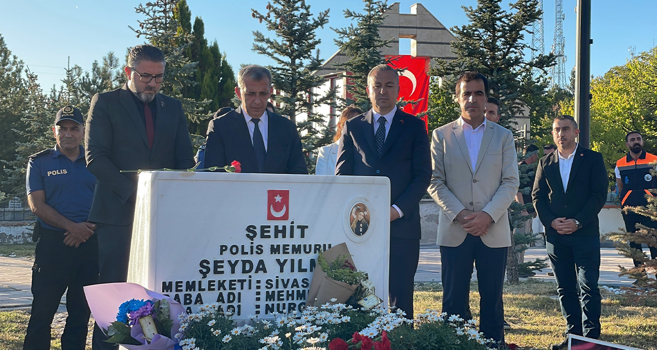 Şehadeti ülkeyi yasa boğmuştu, Şeyda Yılmaz kabri başında anıldı