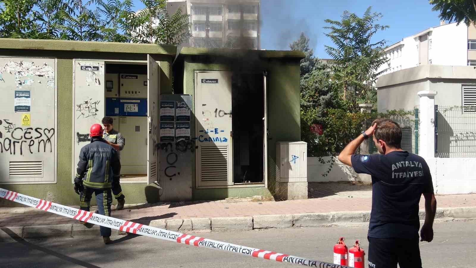 Antalya’da trafoda yangın