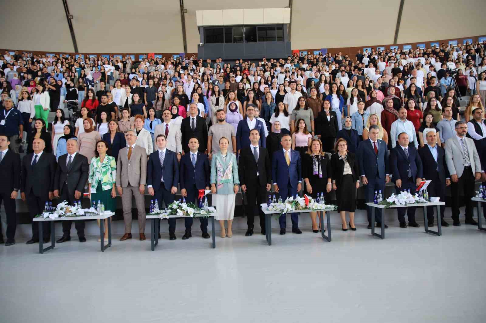 HKÜ’de 2025-2026 Eğitim - Öğretim yılı oryantasyon programı ile başladı