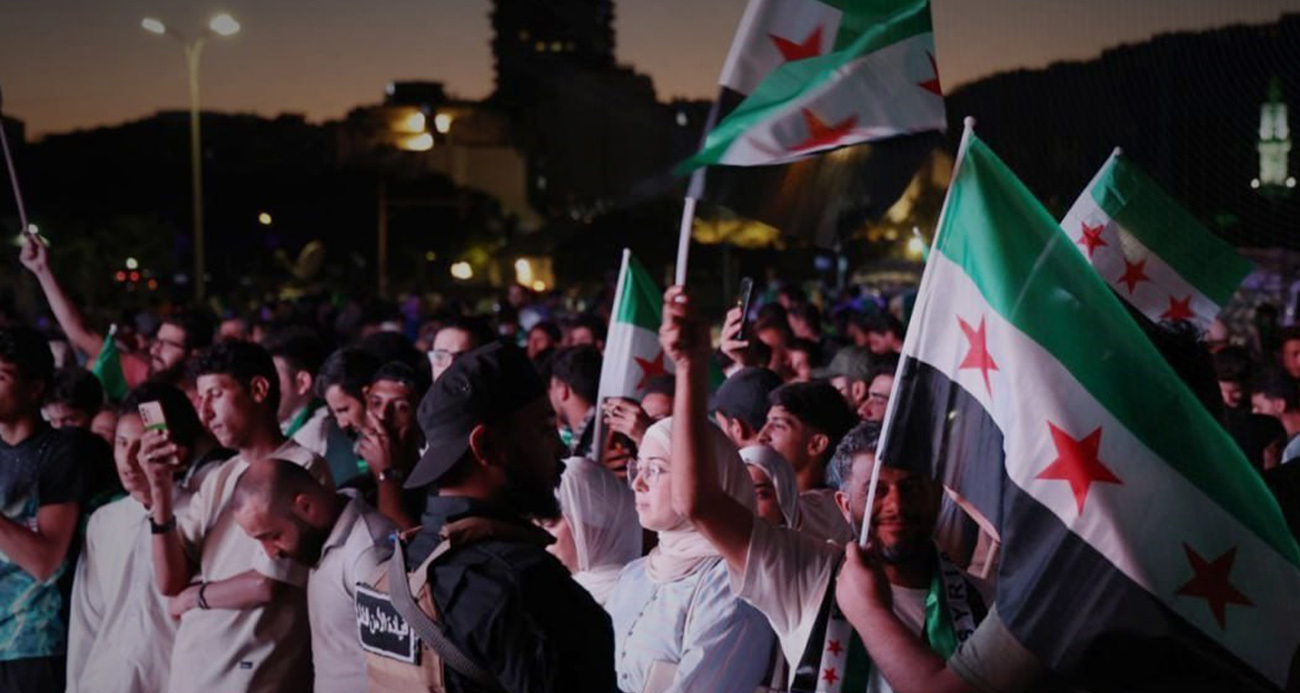 Suriye halkı, Eş-Şara'nın BM'ye hitabını dinlemek için meydanları doldurdu