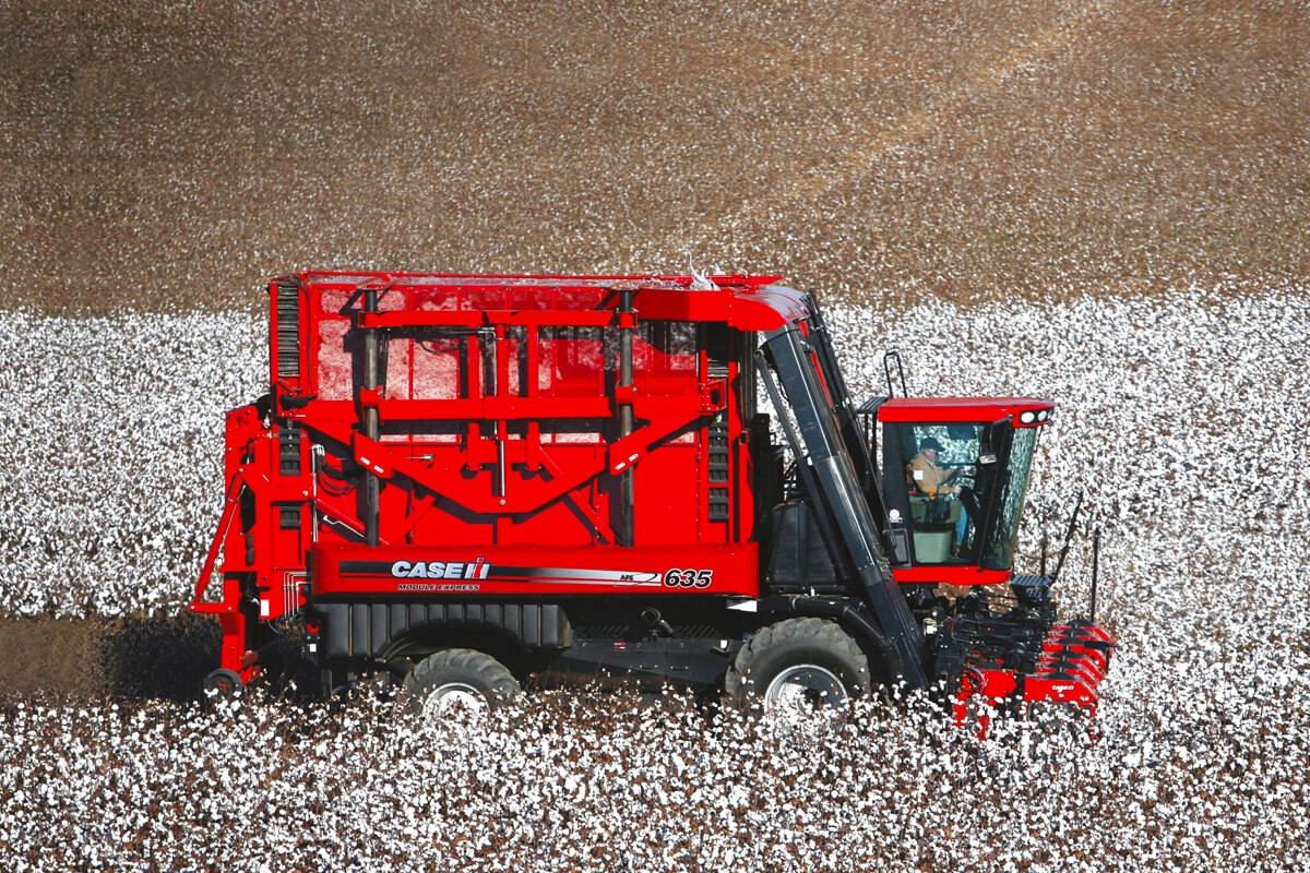 Söke’de makinalı pamuk hasat ücreti belirlendi