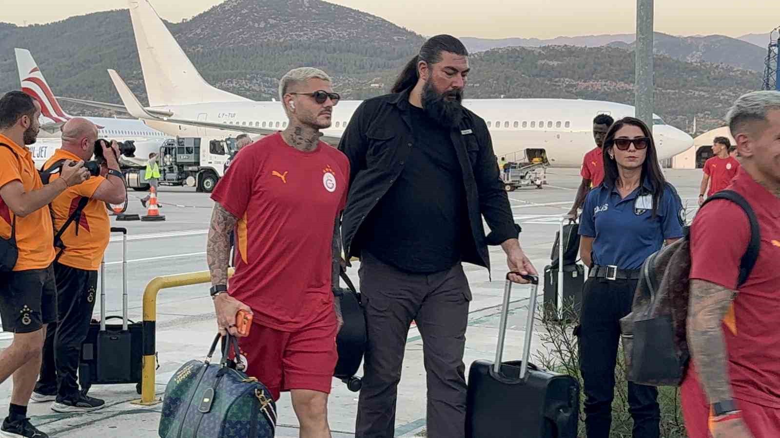 Galatasaray, Alanyaspor maçı için Antalya’da