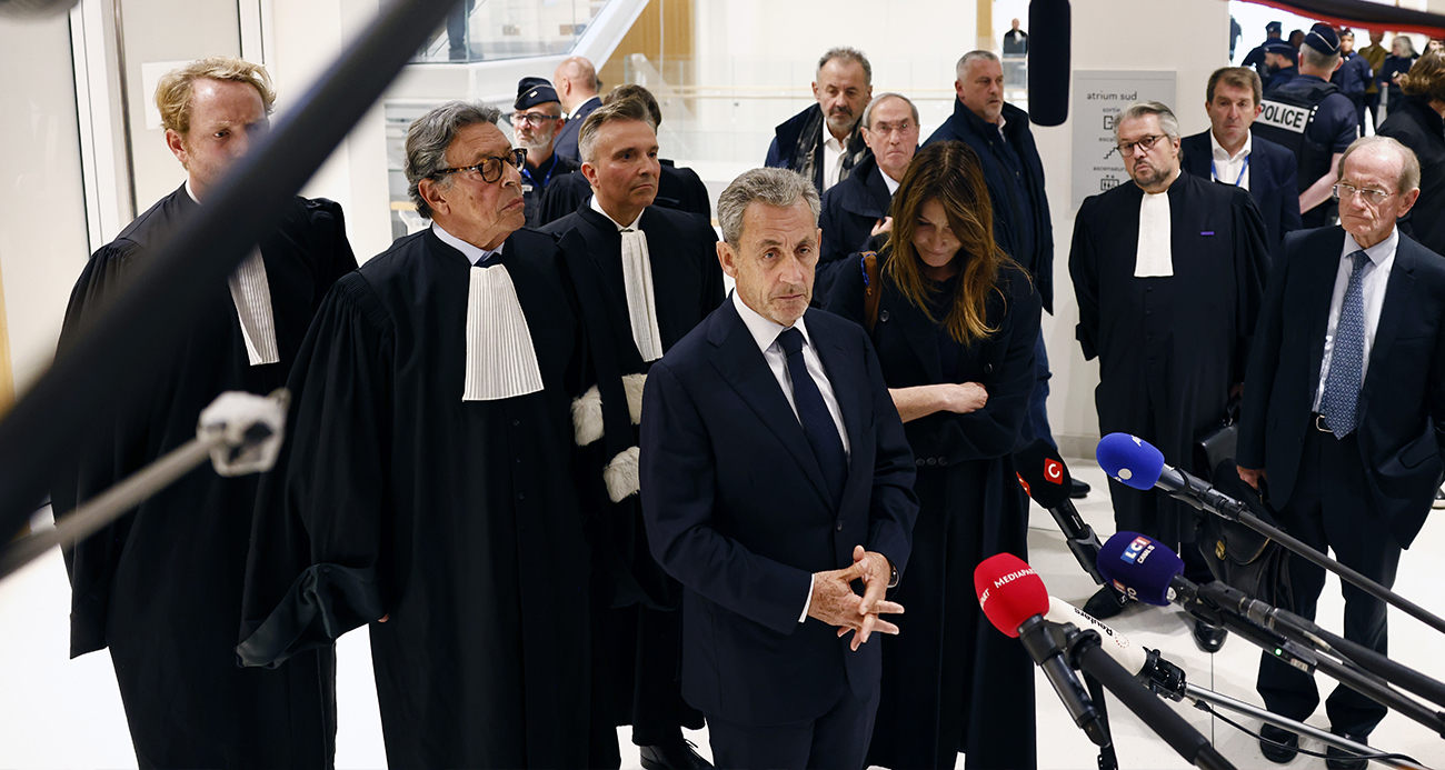 Sarkozy'e suç örgütü kurma suçundan 5 yıl hapis