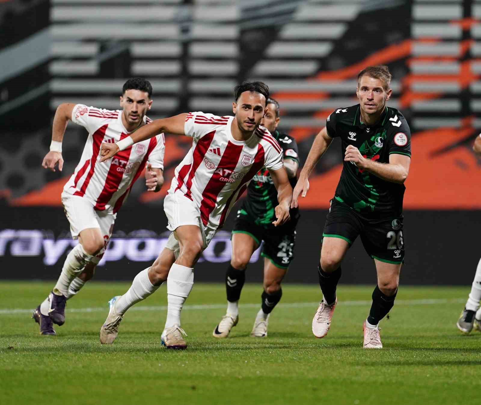 Trendyol 1. Lig: Pendikspor: 4 - Sakaryaspor: 1