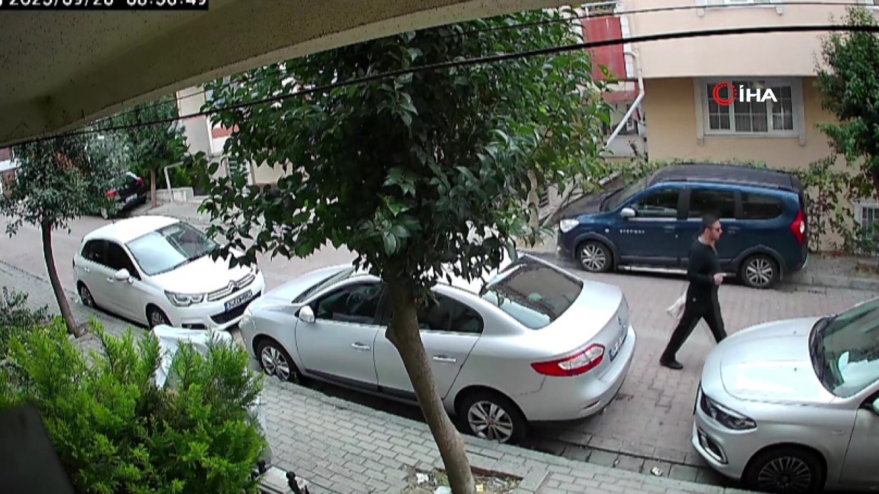 Abisini sokak ortasında silahla vurarak öldürdü