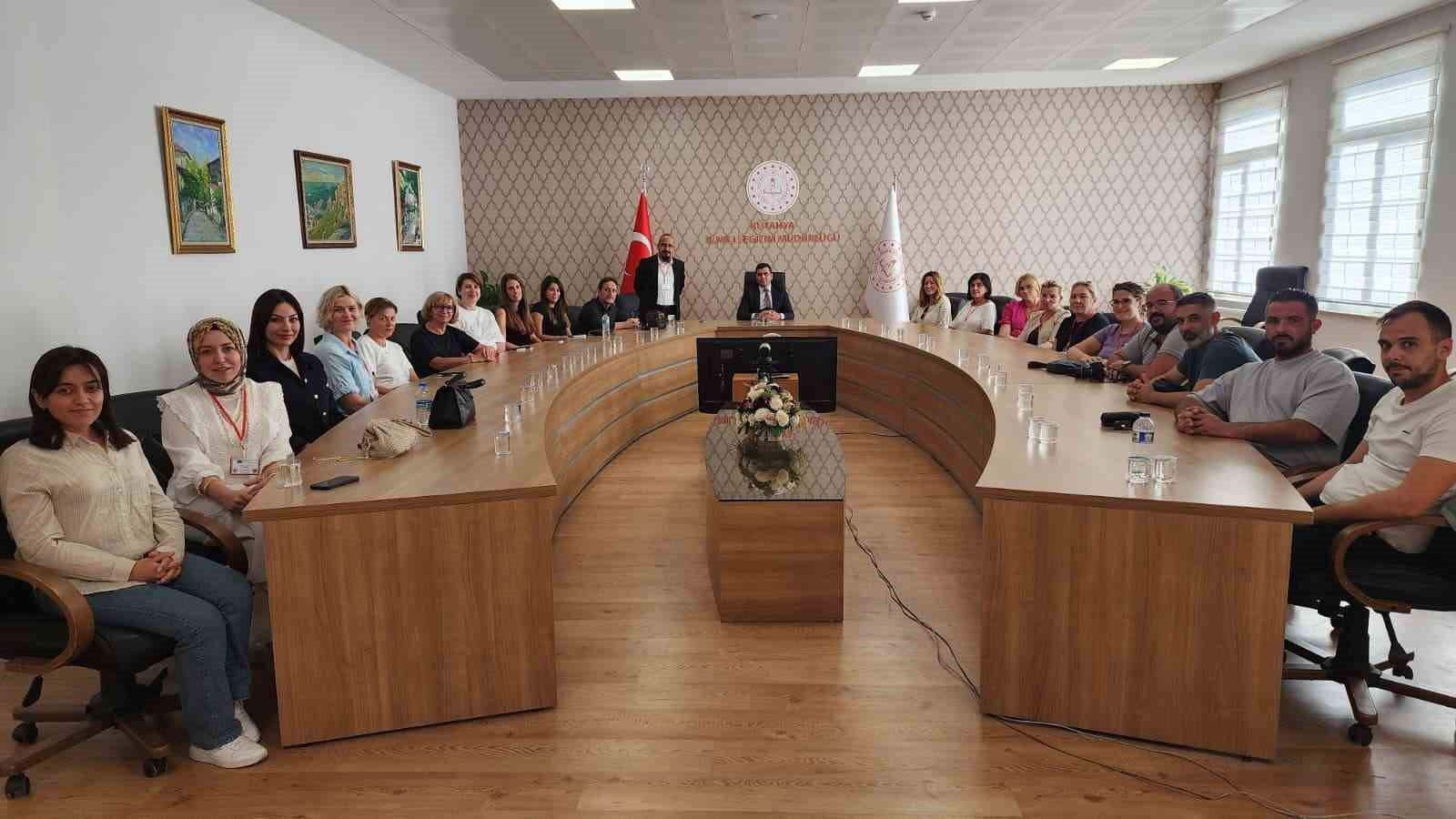 Erasmus kapsamında Avrupa’dan gelen öğretmenler Kütahya’da ağırlandı