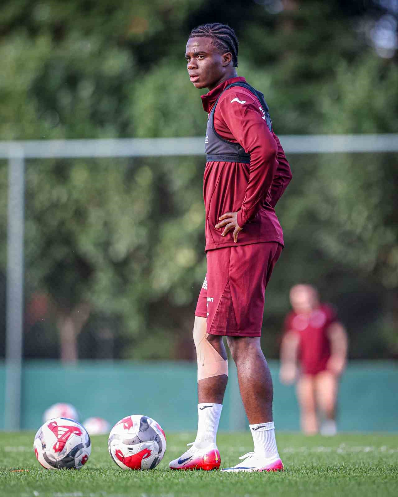 Christ Inao Oulai, ilk maçında göz doldurdu