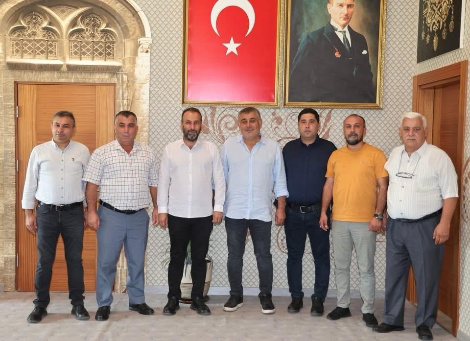 CHP’den istifa eden Aksu Belediye Başkanı, meclis üyelerinin istifalarını değerlendirdi