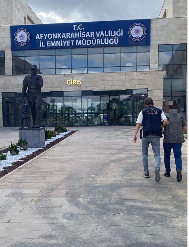 Komiser yardımcılığı sorularını çalan FETÖ üyesi yakalandı