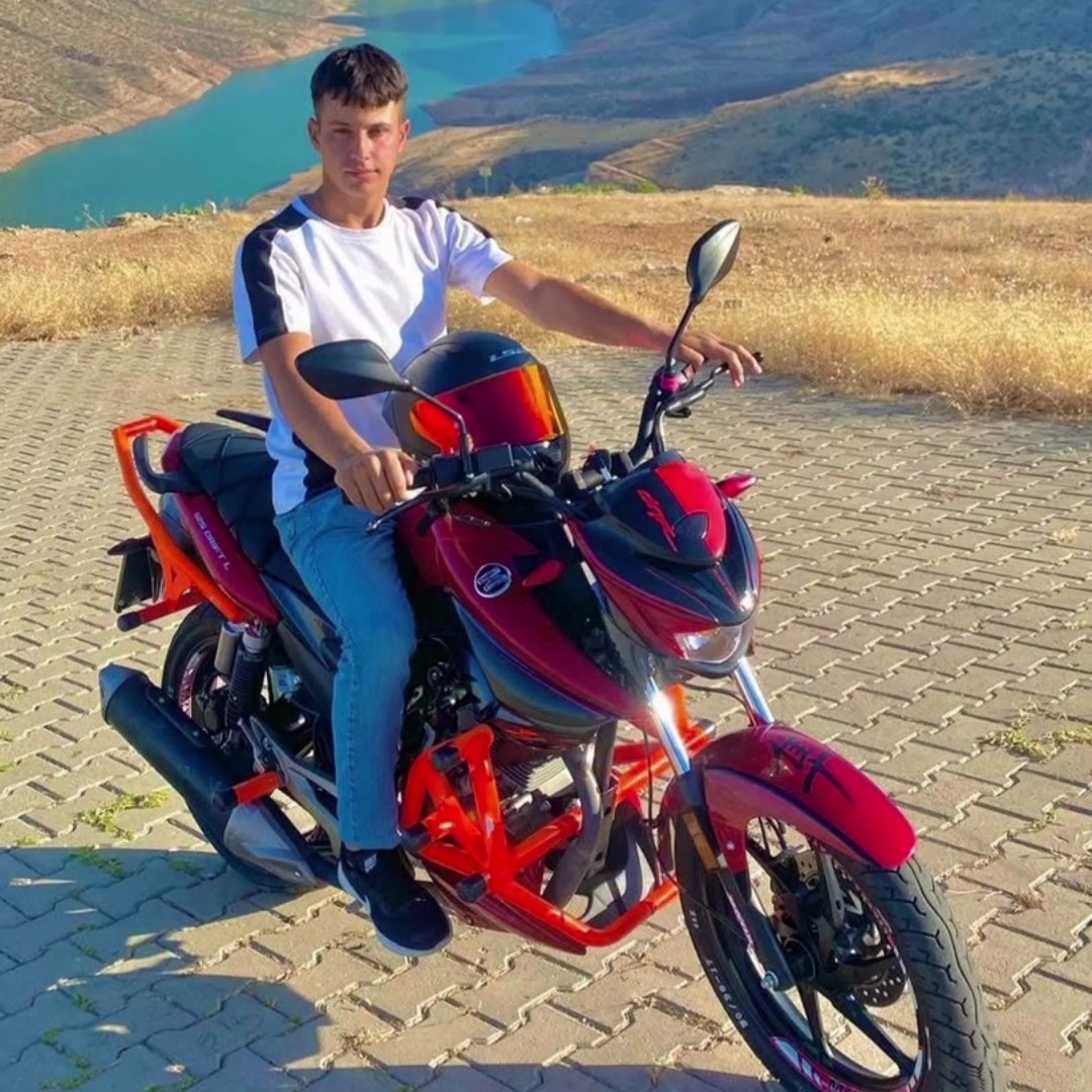 Siirt’te motosiklet kazası: 20 yaşındaki genç hayatını kaybetti