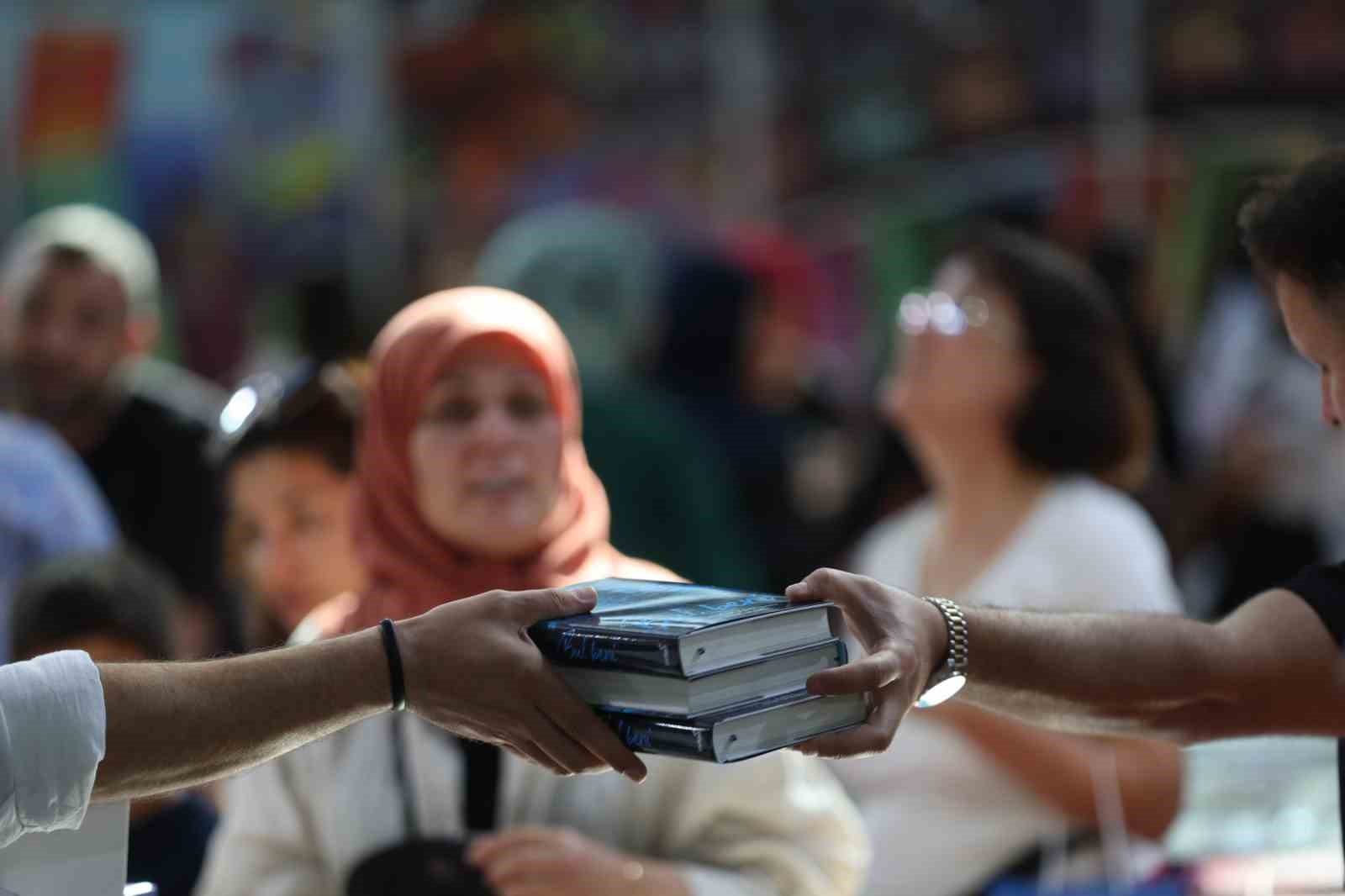 15. Antalya Kitap Fuarı 3 Ekim’de başlıyor