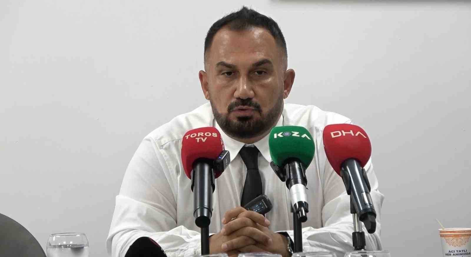 Adanaspor Teknik Direktörü Yüksel Yeşilova: 