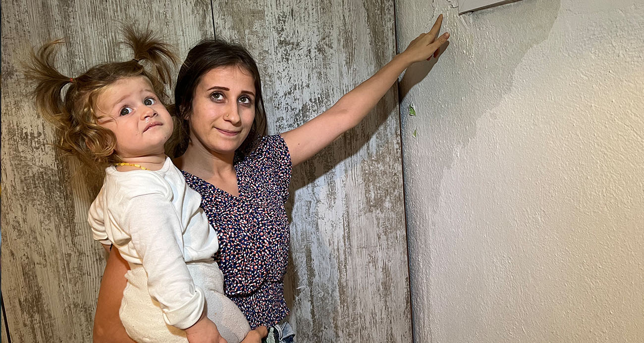 Kuraklık yaşayan İzmir’de, boşa akan sular evlere hasar verdi