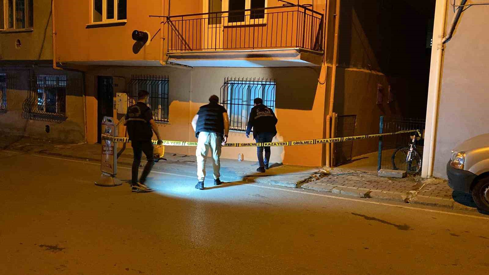 Boşandığı eşinin evine gitti, kardeşi tarafından vuruldu