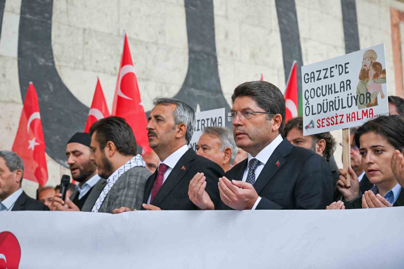 Adalet Bakanı Tunç: 