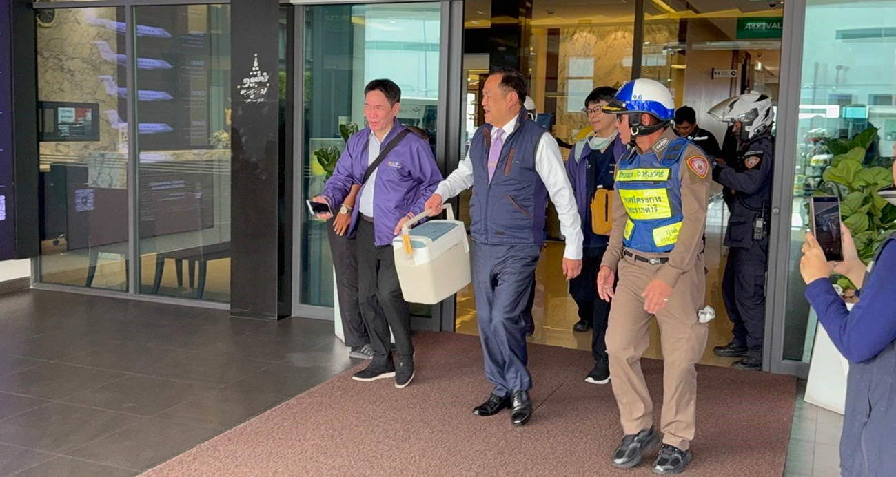 Tayland Başbakanı Anutin, özel uçağını kullanarak organ taşıdı