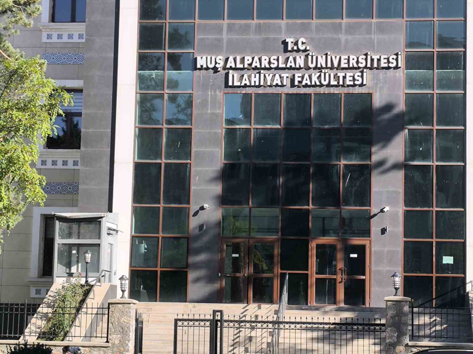 Muş Alparslan Üniversitesi’nde engelli vatandaşlardan 