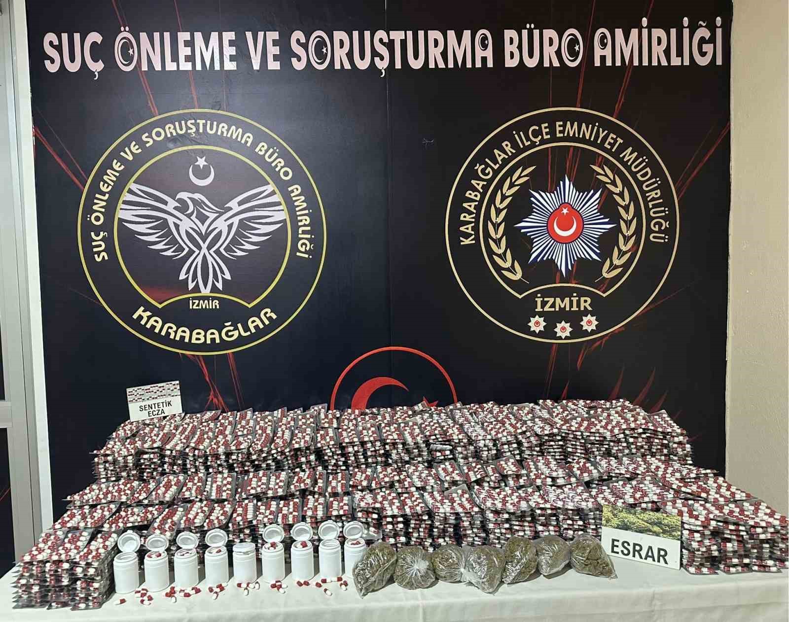 İzmir’de uyuşturucu operasyonu: 33 bin adet sentetik hap ele geçirildi