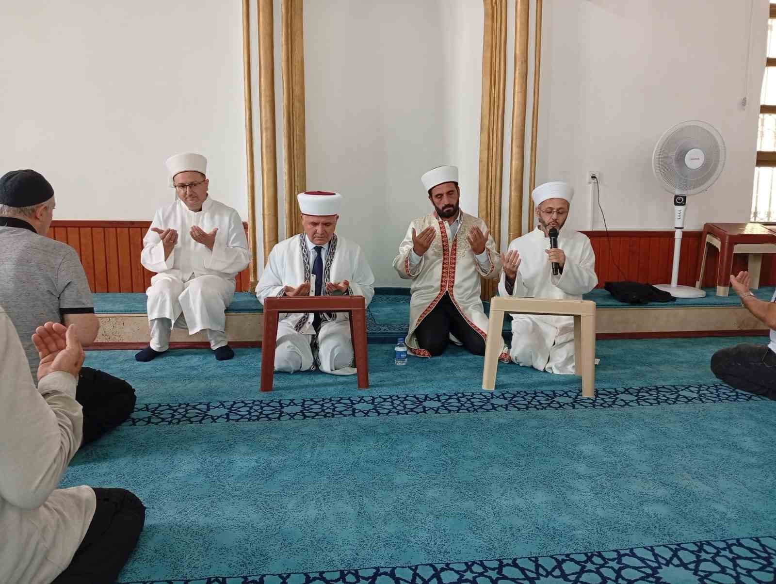 Köyceğiz’de geçmişler dualarla anıldı