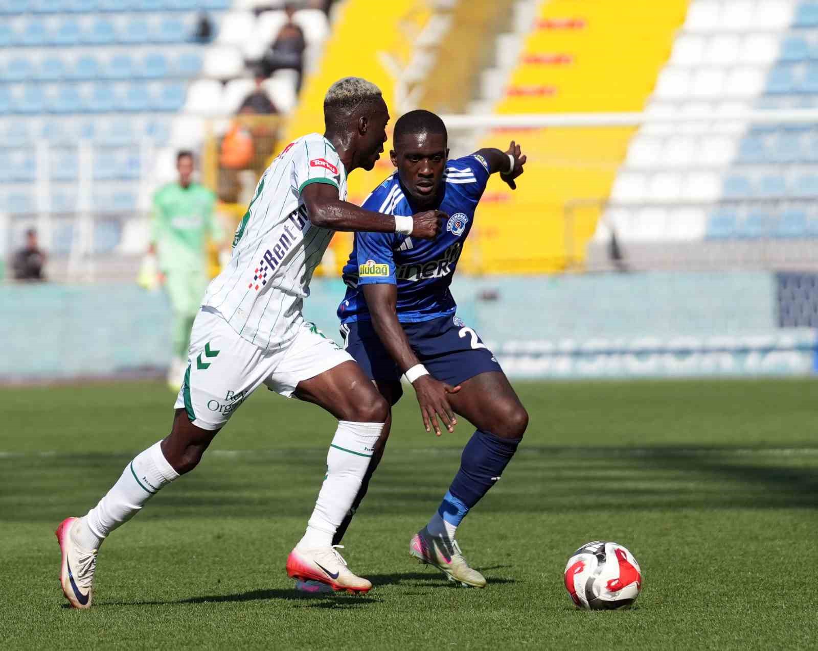 Trendyol Süper Lig: Kasımpaşa: 1 - Konyaspor: 1 (Maç sonucu)
