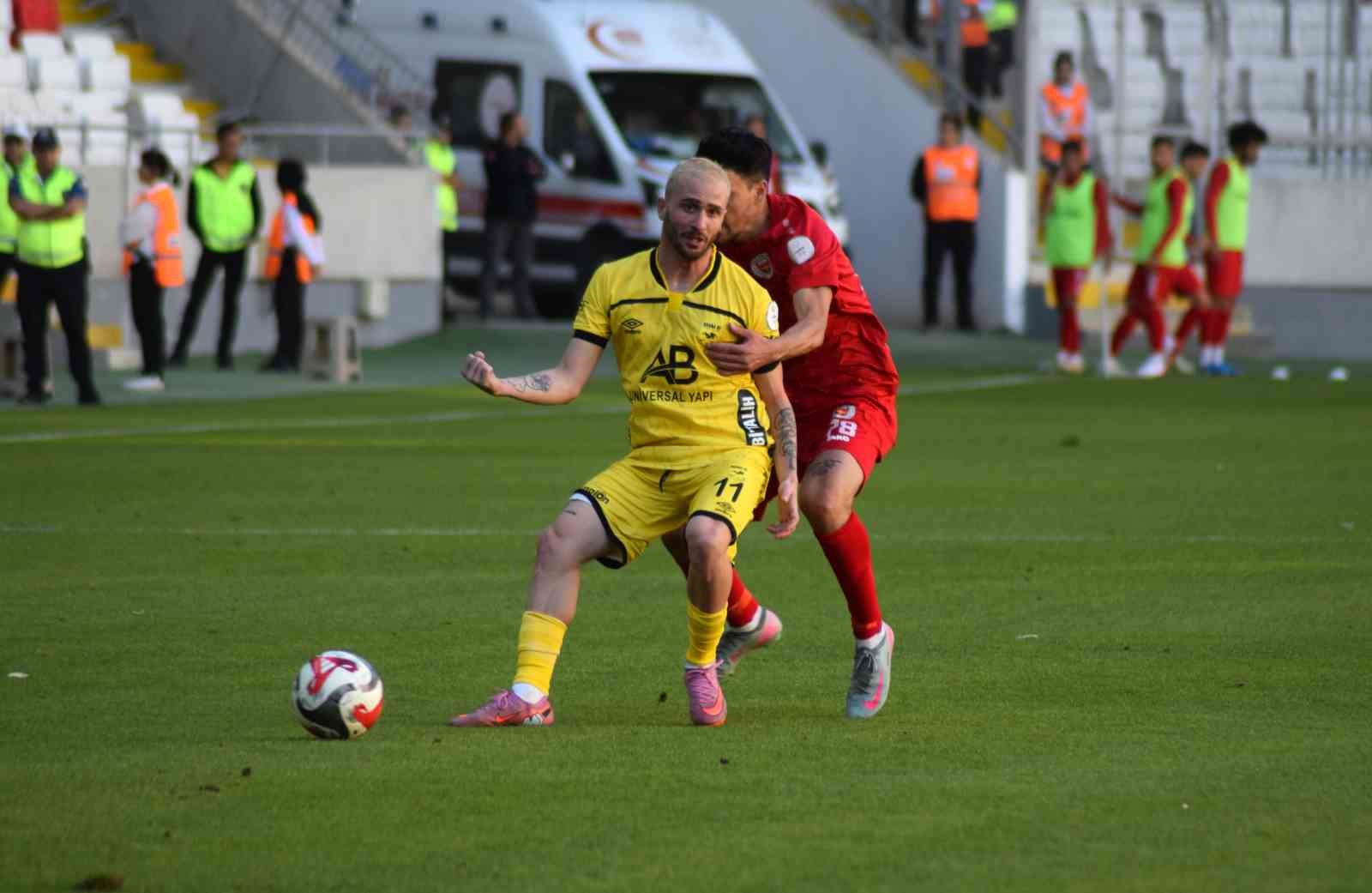 TFF 2. Lig: Karaman FK: 1 - Adana 01 FK: 3