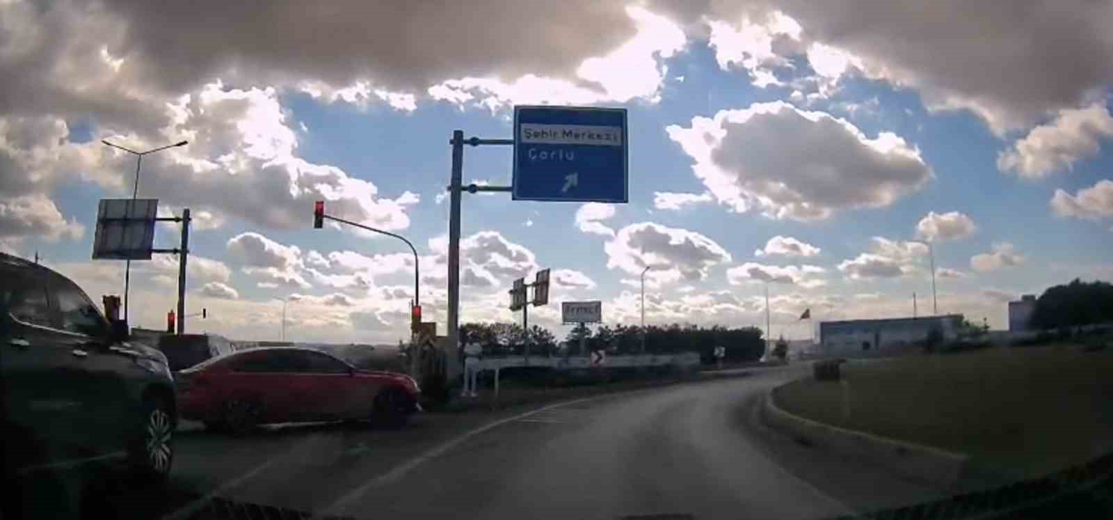 Kaza tehlikesi sözlü tartışmayla bitti