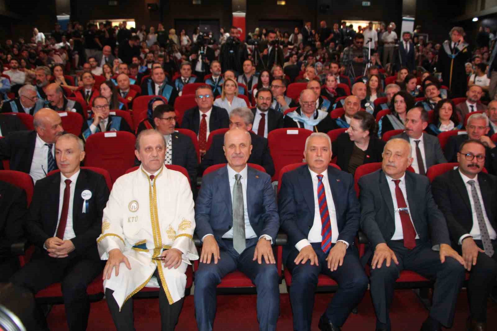 YÖK Başkanı Özvar Trabzon’da KTÜ’nün eksiklerini sıraladı, önerilerde bulundu