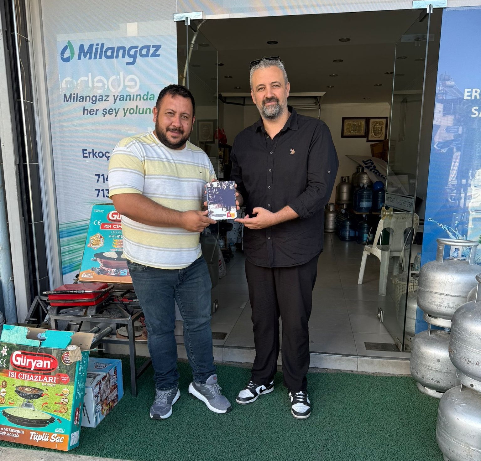 Salihli’de Galatasaray taraftarlarından eğitime anlamlı destek