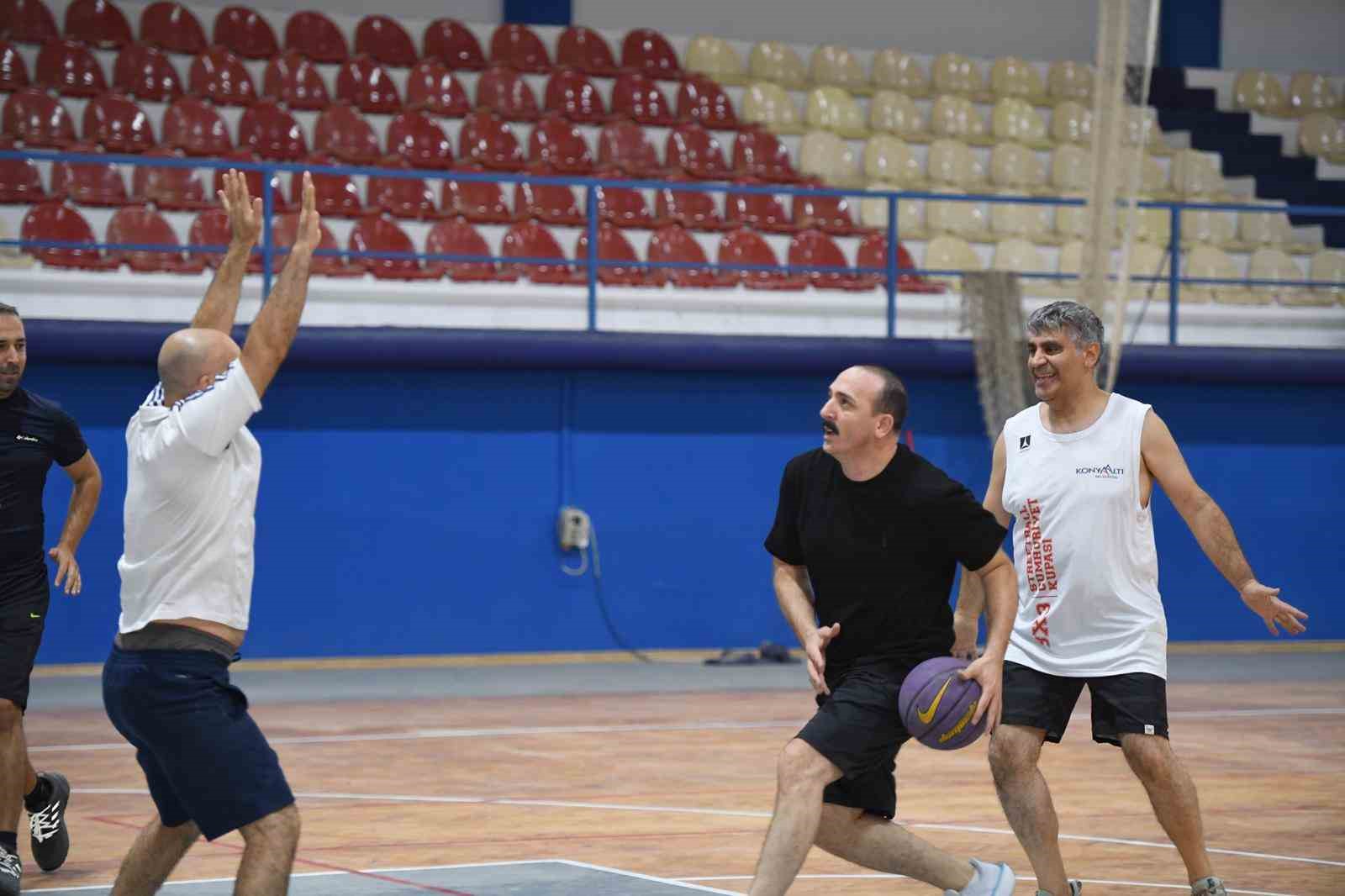 Yeni tesiste ilk maç Başkan Kotan’dan