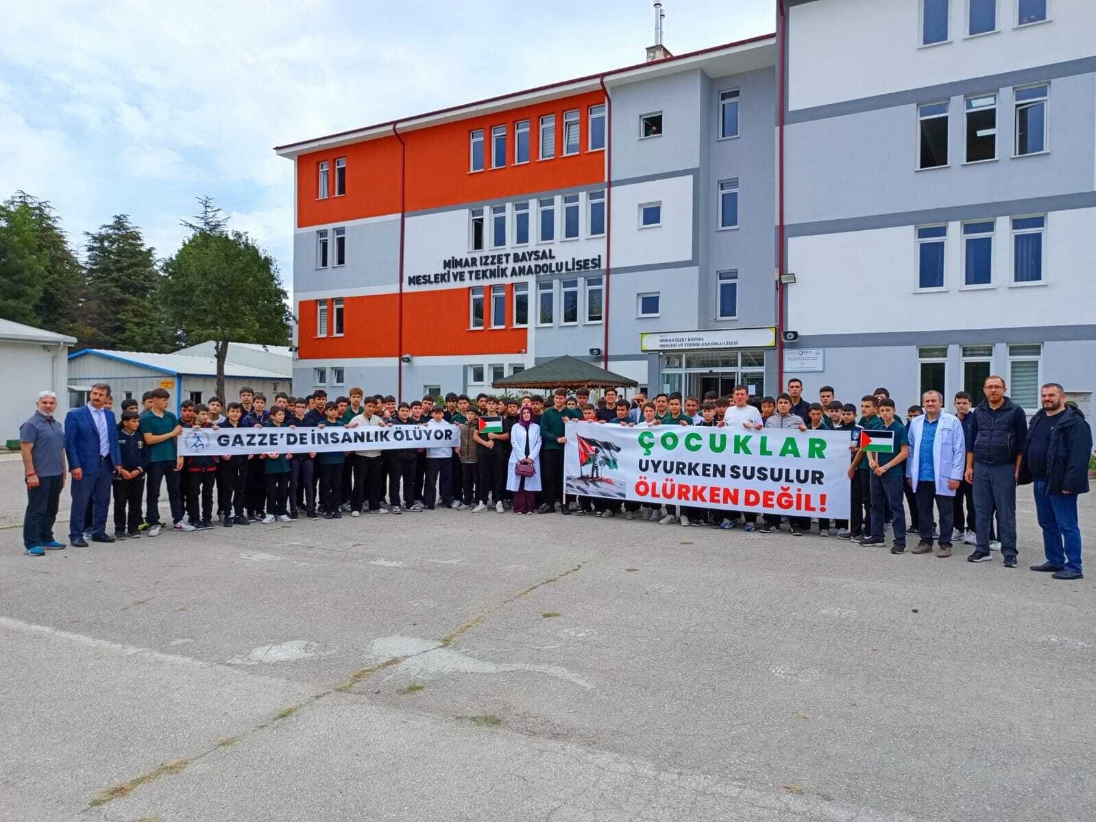 Bolu’da lise öğrencilerinden Filistin’e destek