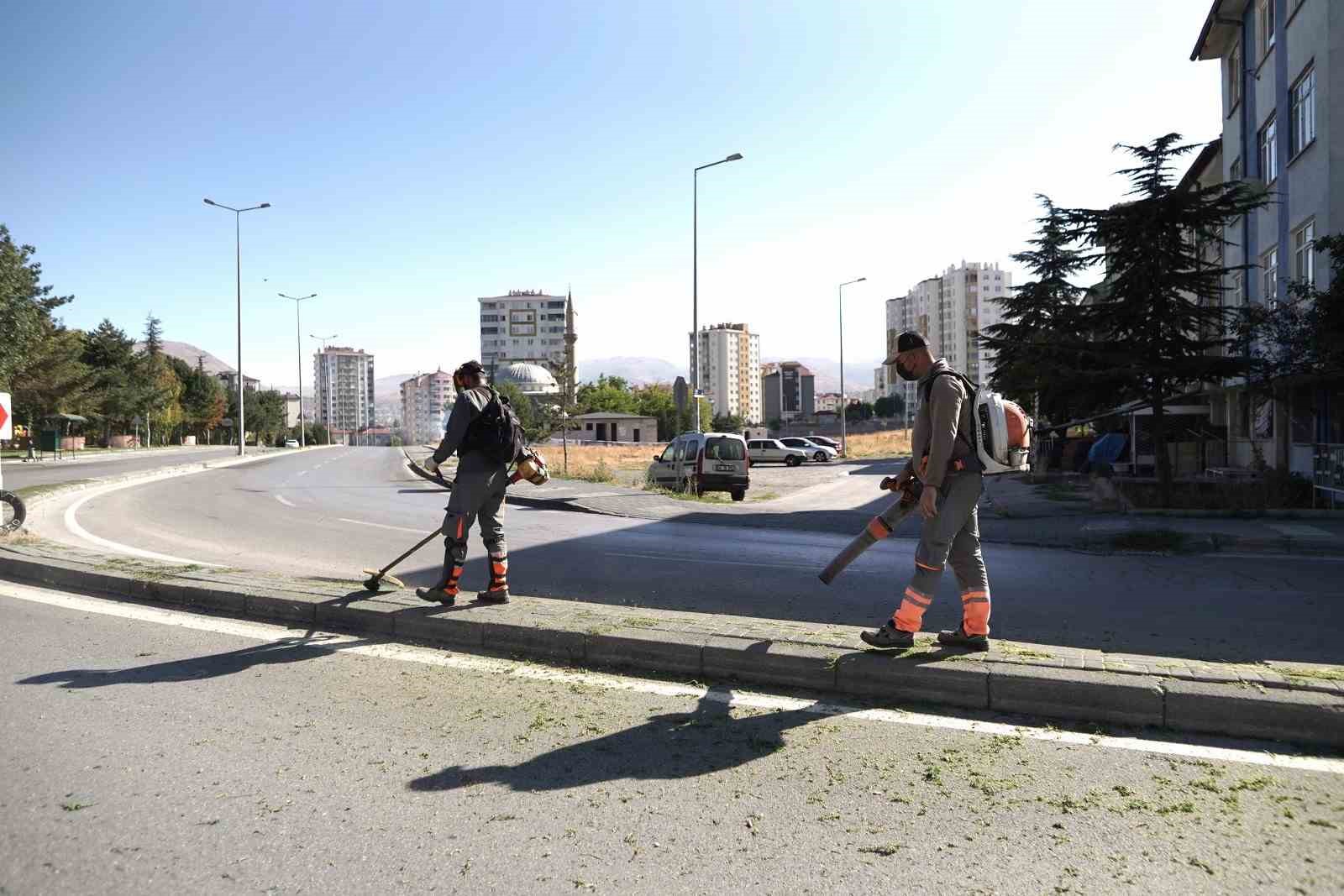 Melikgazi’de daha temiz ve düzenli bir ilçe için genel sonbahar temizliği başladı